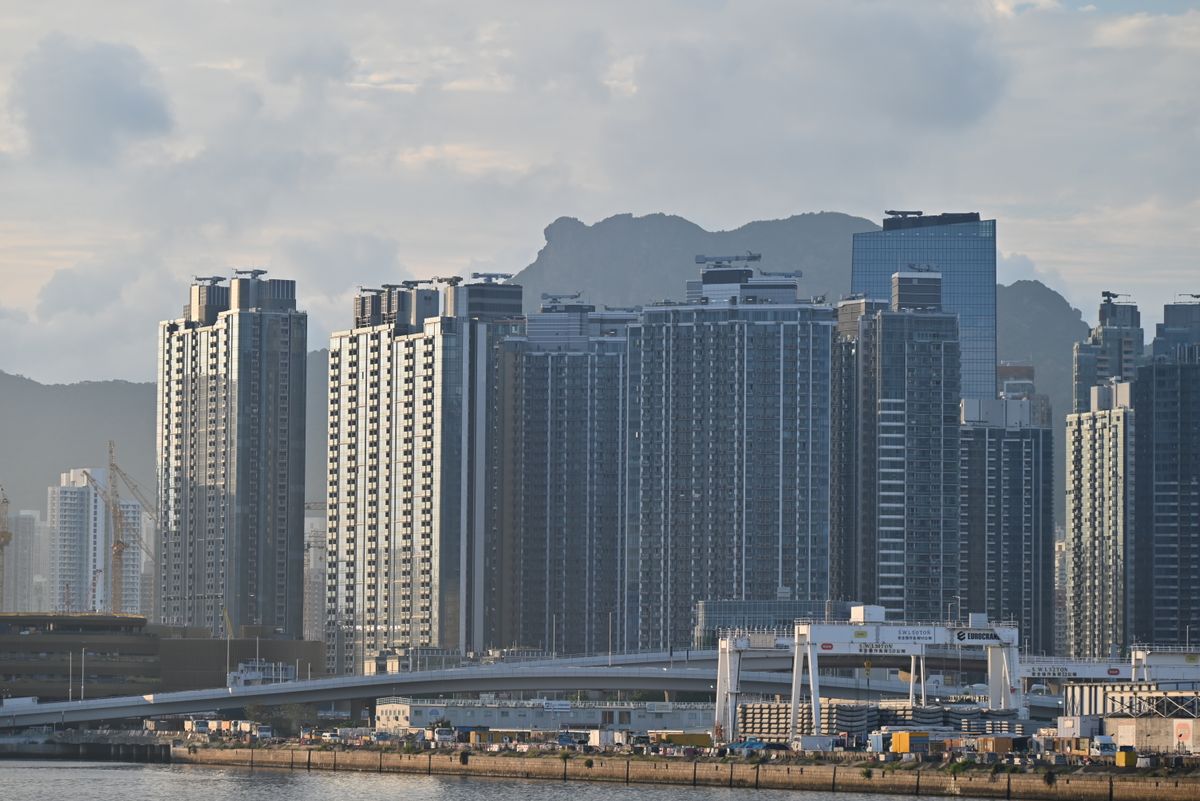 Stock exchange listing conditions in Vietnam - city skyline