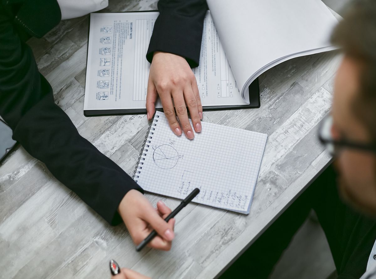 Private placement negotiation between investors in Vietnam