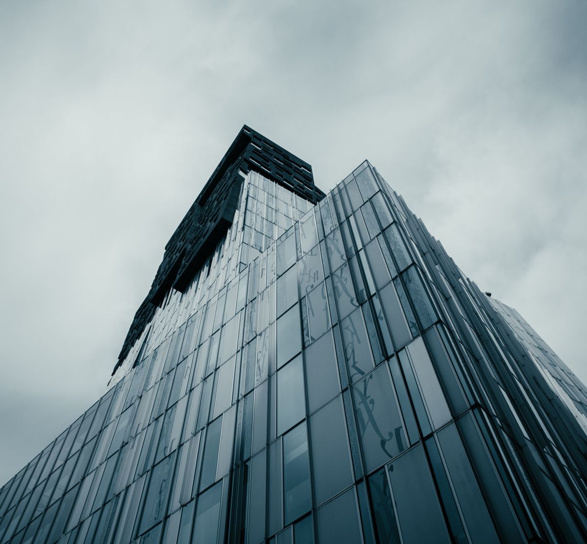 Corporate bond issuance in Vietnam - financial district building