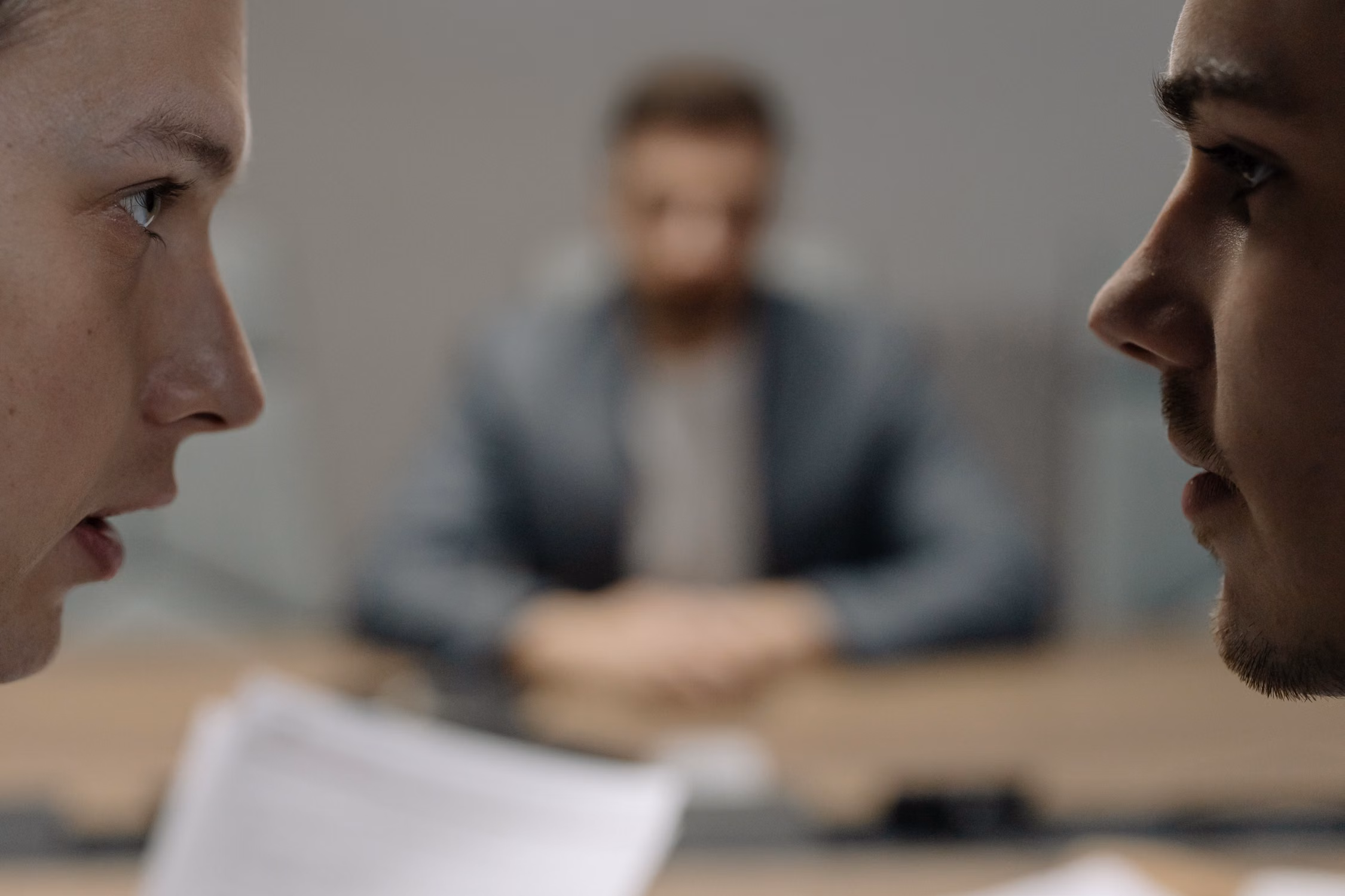 Deciding when to pause a negotiation deadlock