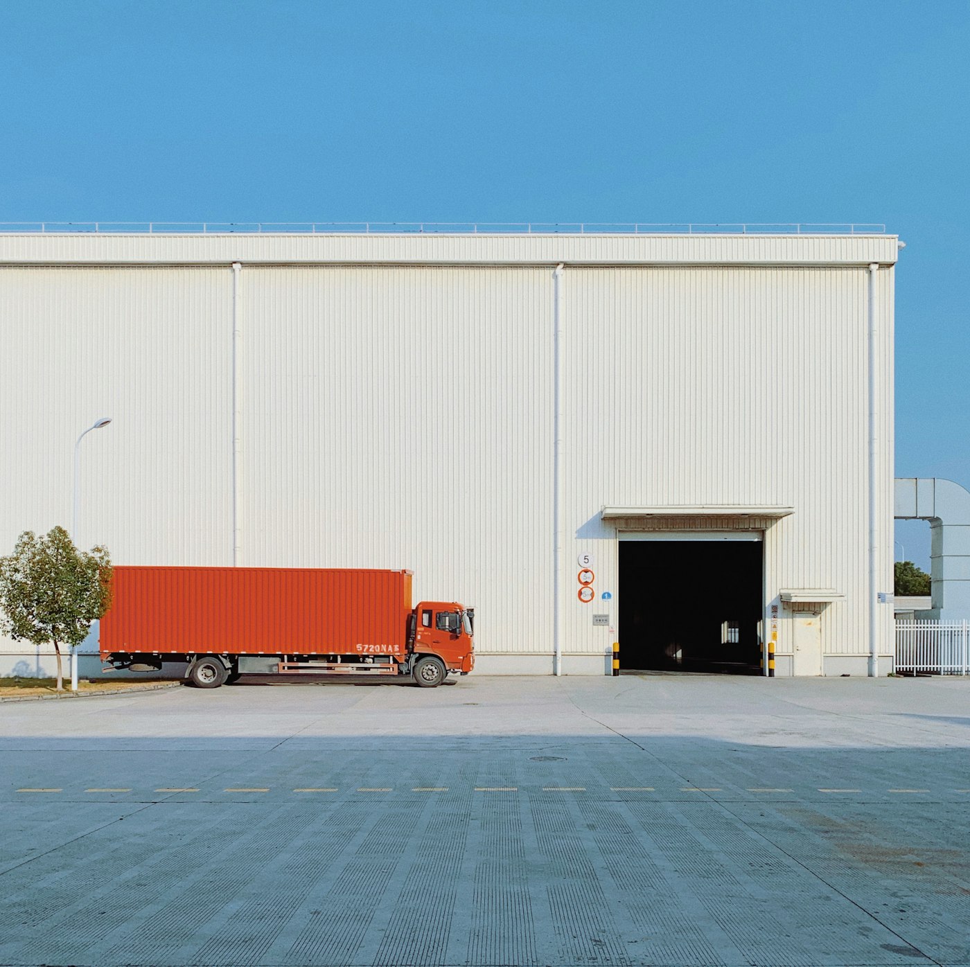 industrial real estate M&A - logistics loading dock