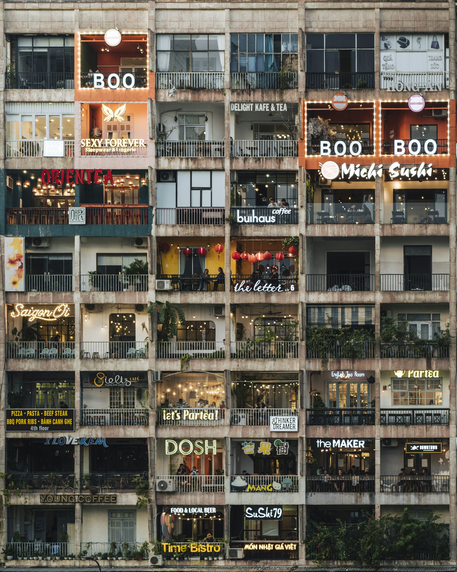Retail store in Vietnam illustrating retail outlet licensing for FIEs