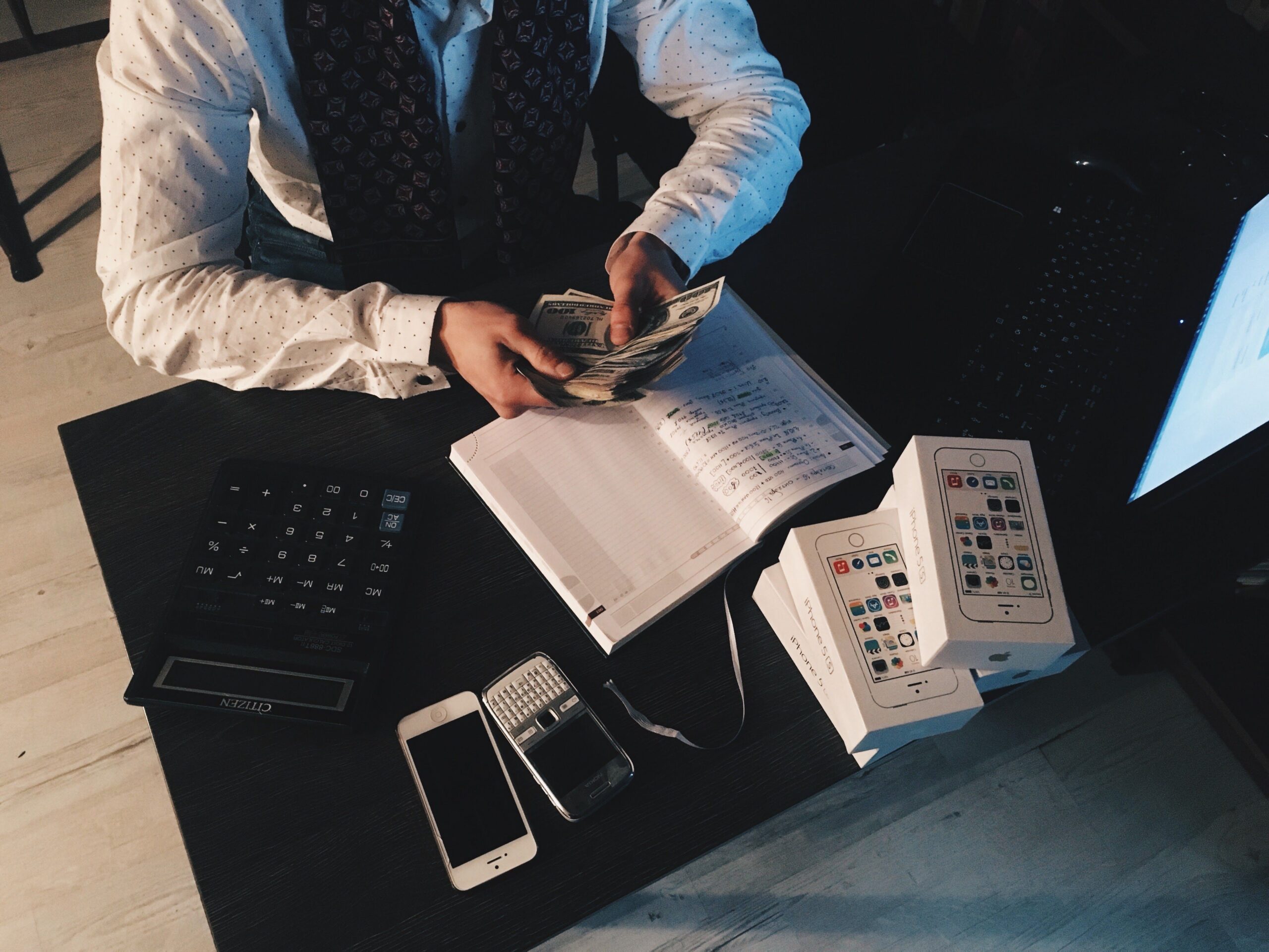 Information rights and access to company accounting books for minority shareholders