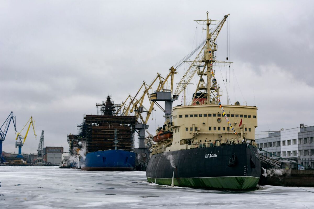 Shipbuilding Contract Vietnam: Buyer and Yard Risk Allocation