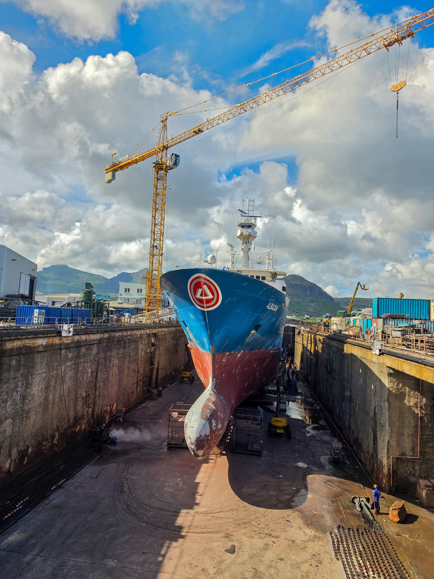 newbuilding contract in practice