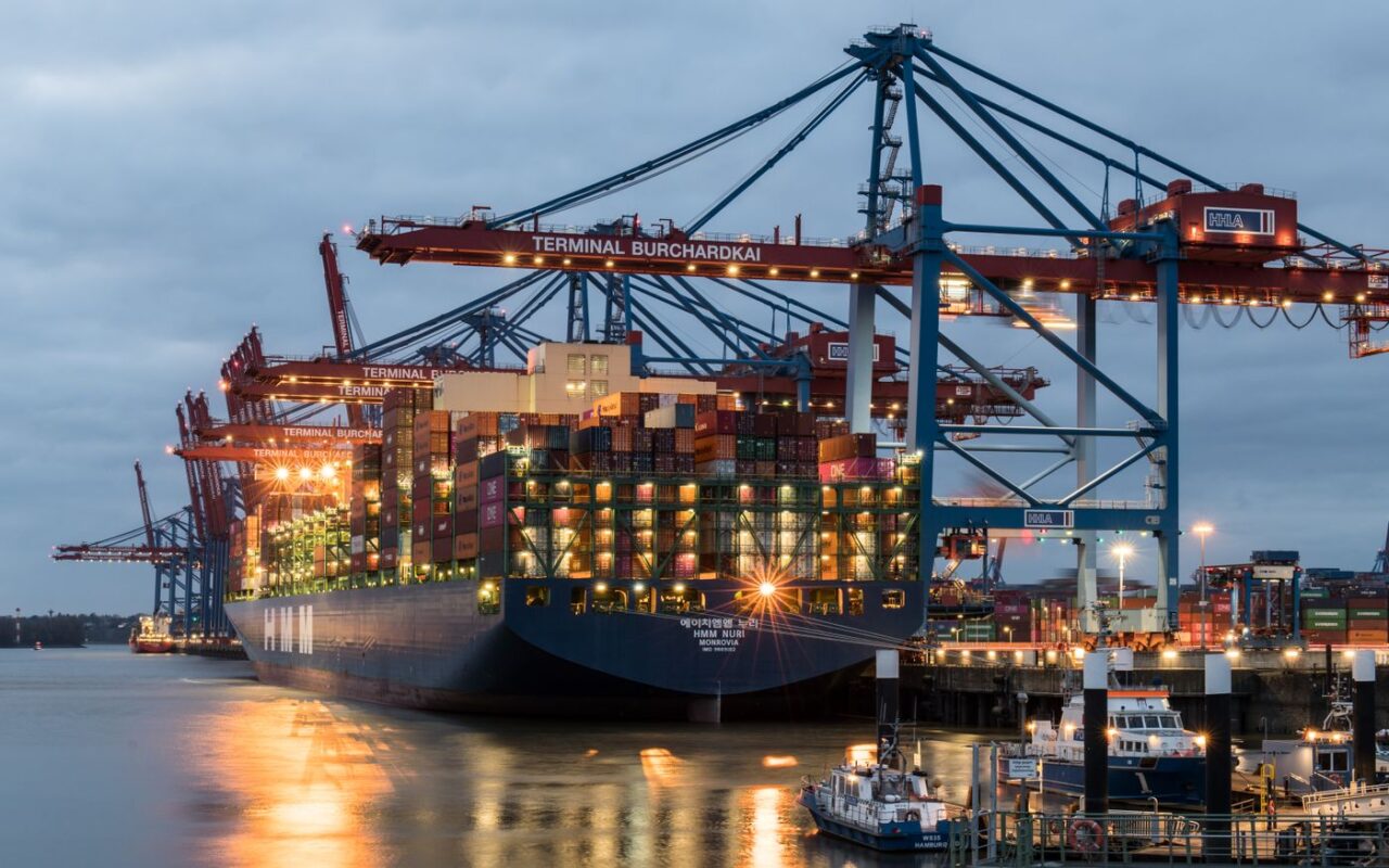 Voyage Charter Laytime and Demurrage: A Practical Guide for Owners and Charterers